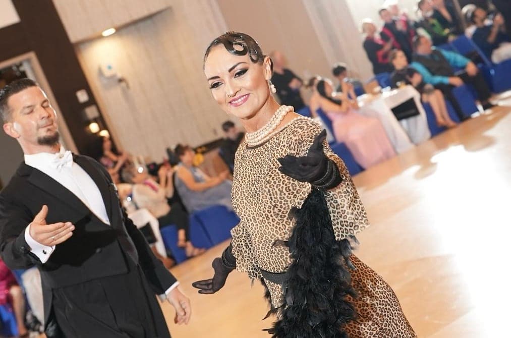 Magui Hinojosa: del ballroom quiteño al éxito en Texas